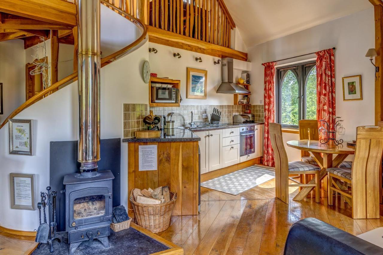 Kinlochlaich Tree House Villa Appin Eksteriør billede